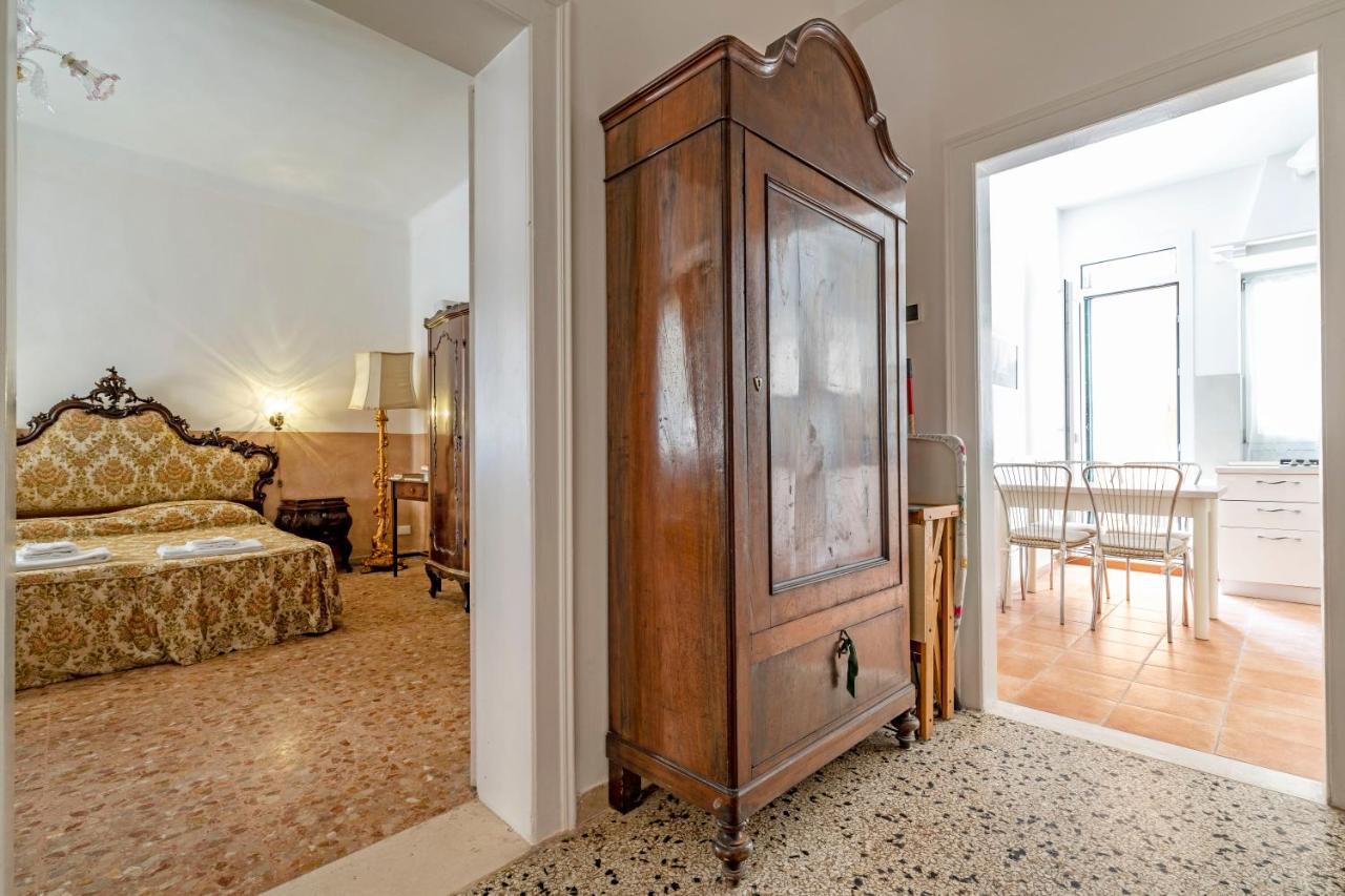 Queen House Venezia Exterior foto