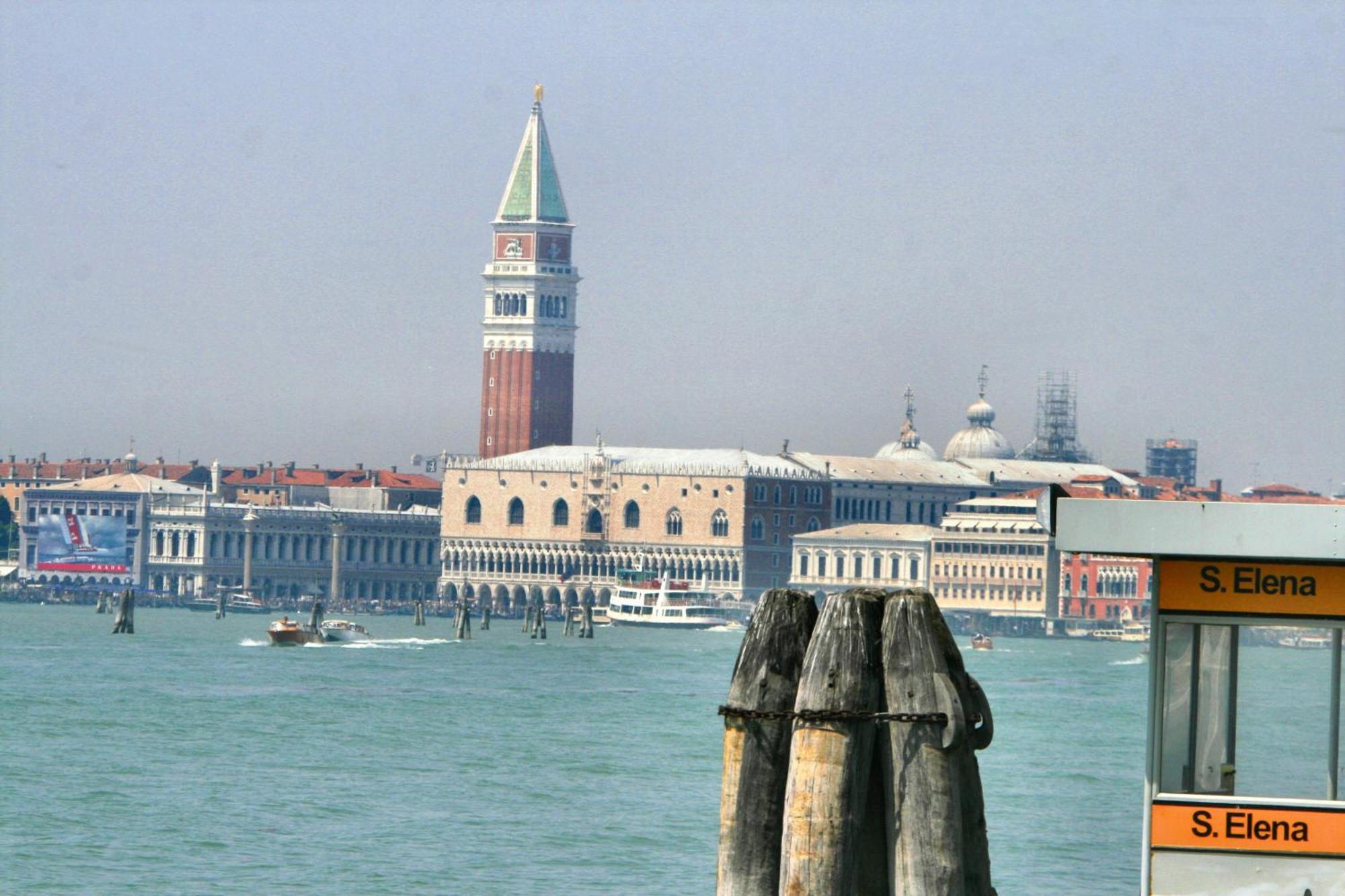 Queen House Venezia Exterior foto