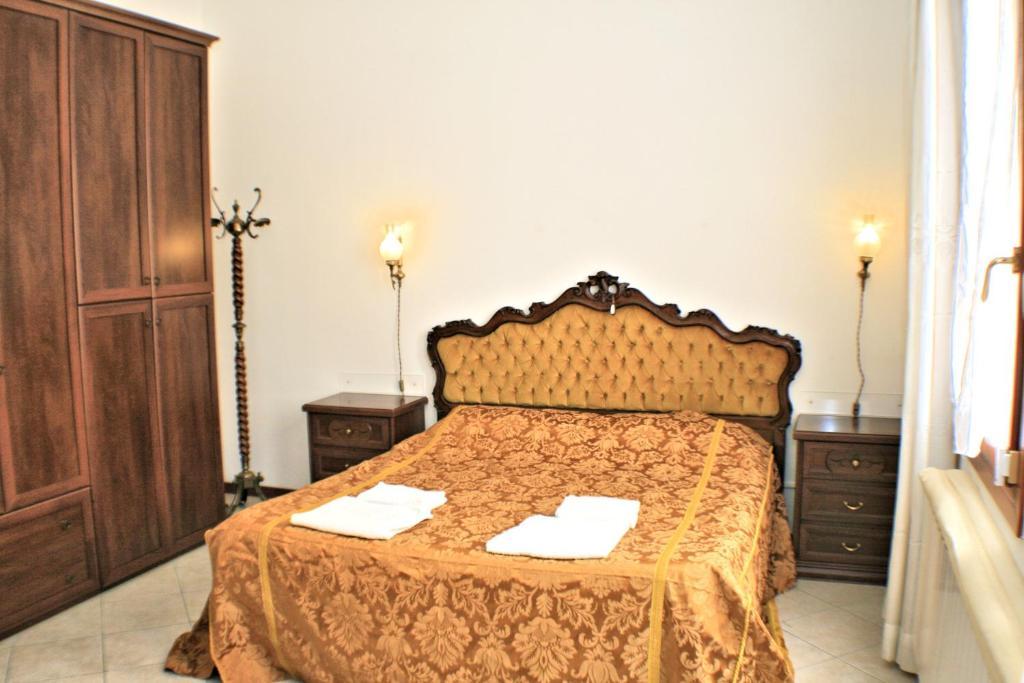 Queen House Venezia Habitación foto